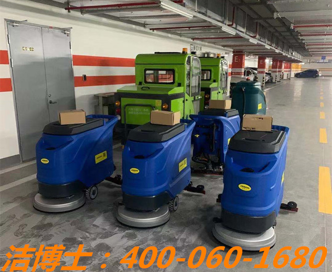 潔博士掃地車(chē)客戶(hù)案例——寧波新潔安物業(yè)服務(wù)有限公司